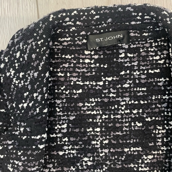 St. John Blazer - Picture 12 of 16